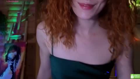 Snapshot of emiliyafox chatting on 8, 11, 2025 Emi online show from 8, 11, 2025