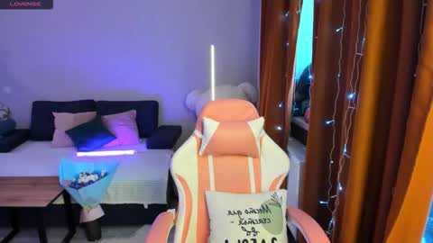 Emiliya online show from 12, 1, 2026