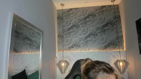 Snapshot of emilly_mell chatting on 27, 2, 2026 emilly_mell online show from 27, 2, 2026