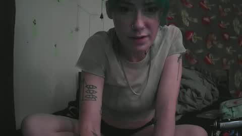 Emily Love online show from 30, 11, 2025