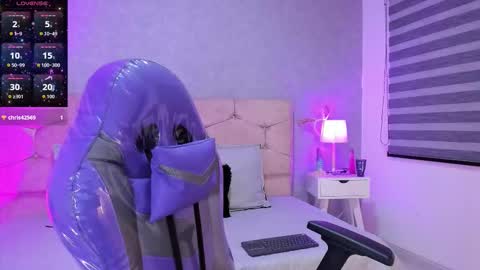 Emily online show from 8, 10, 2025