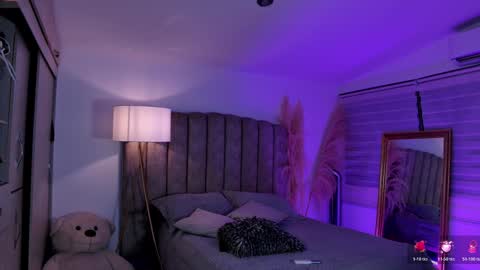 Snapshot of emily_____ chatting on 17, 2, 2026 emily valentina online show from 17, 2, 2026