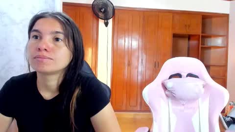 Snapshot of emily_and_soffy chatting on 3, 3, 2026 Emily and Soffy online show from 3, 3, 2026