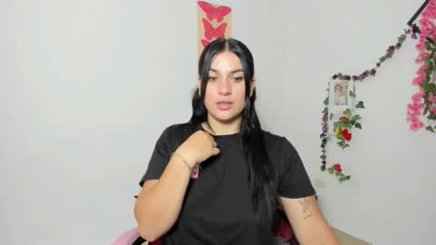 Snapshot of emily_coraline chatting on 16, 10, 2025 Emily online show from 16, 10, 2025