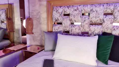 emily_dempsey online show from 12, 2, 2026