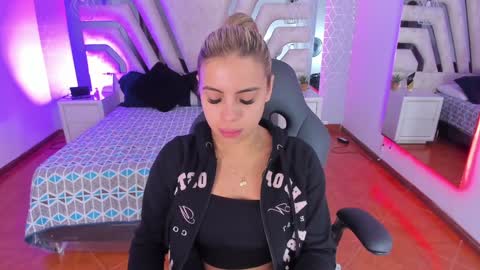 Emily online show from 27, 12, 2024