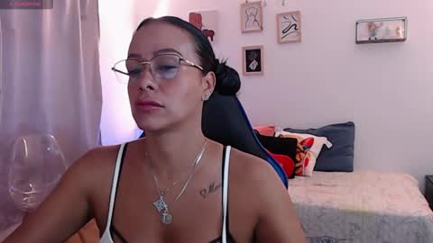 Snapshot of emily_leroy571240 chatting on 6, 11, 2025 emily leroy. online show from 6, 11, 2025