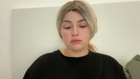 emily_morning_dew online show from 13, 10, 2025