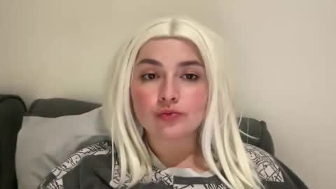 emily_morning_dew online show from 18, 3, 2026