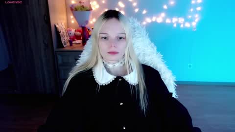 Lia online show from 22, 2, 2025