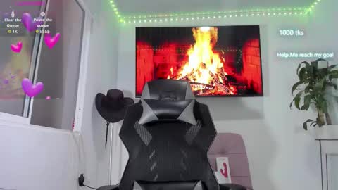 emily_palmeer online show from 27, 10, 2025