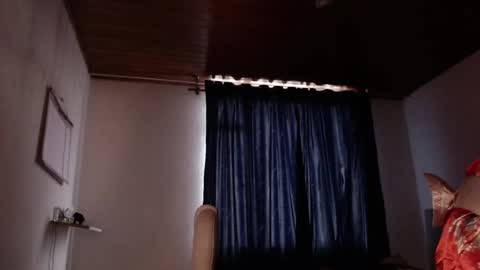 emily_pearl_ online show from 21, 12, 2024