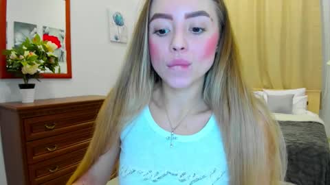 Snapshot of emily_wilds chatting on 24, 10, 2025 emily_wilds online show from 24, 10, 2025