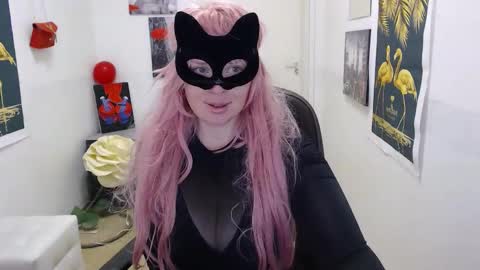 Emily online show from 2, 2, 2025