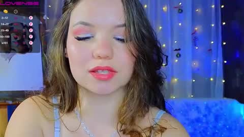 Snapshot of emilyart_ chatting on 16, 1, 2025 artist Emily online show from 16, 1, 2025