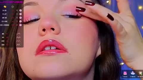 Snapshot of emilyart_ chatting on 9, 2, 2025 artist Emily online show from 9, 2, 2025