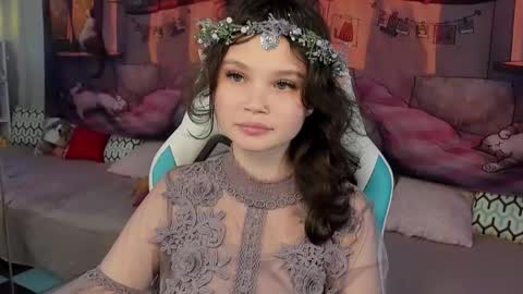 Emilyhaves online show from 30, 10, 2025