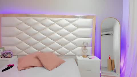 Sweet Emily online show from 20, 3, 2026