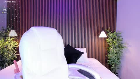 Snapshot of emilycortex chatting on 6, 3, 2025 Emily online show from 6, 3, 2025