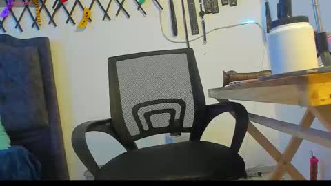 Snapshot of emilyfreire chatting on 12, 11, 2025 emilyfreire online show from 12, 11, 2025