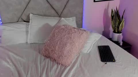 Emily online show from 5, 1, 2026