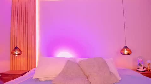 Snapshot of emilyhaan_ chatting on 5, 11, 2025 Emily online show from 5, 11, 2025