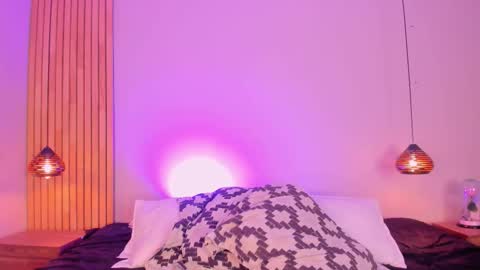 Snapshot of emilyhaan_ chatting on 11, 11, 2025 Emily online show from 11, 11, 2025