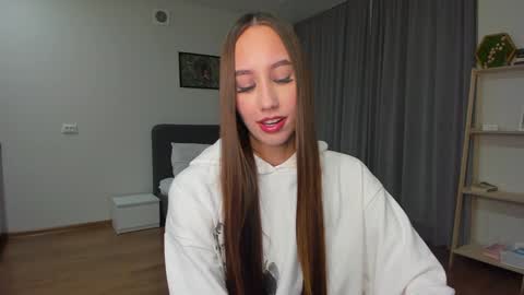 Alina online show from 3, 12, 2024