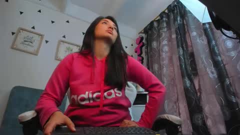 Emily Jang online show from 5, 11, 2025