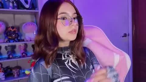 VALEEEN online show from 1, 11, 2025