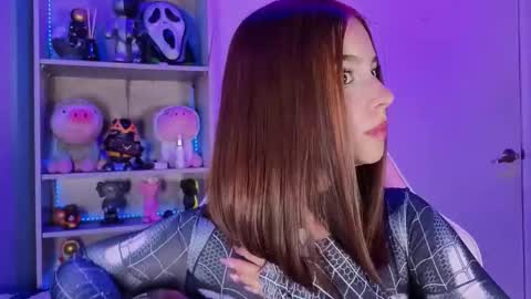 VALEEEN online show from 8, 11, 2025