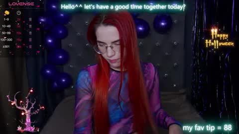 EmilyKents online show from 3, 11, 2025