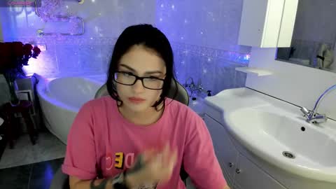 Emily online show from 2, 11, 2025