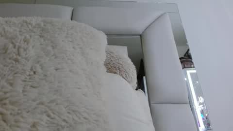 emily monrro online show from 4, 12, 2024