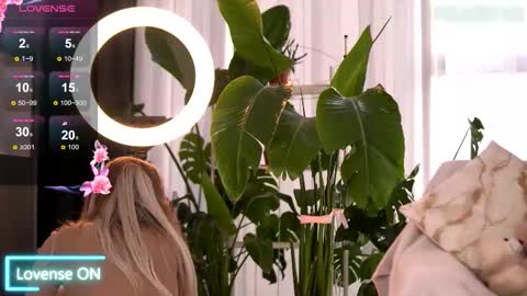 Emily online show from 5, 10, 2025