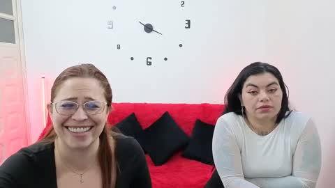 emily  friends online show from 29, 9, 2025