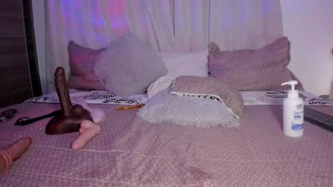 EMILY online show from 14, 1, 2025