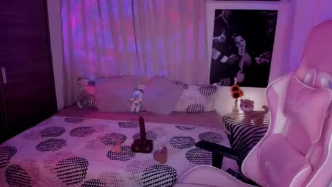 EMILY online show from 29, 1, 2025