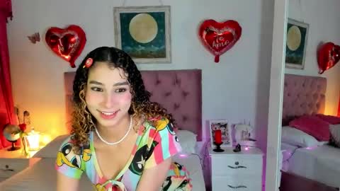 Emily Santana online show from 6, 2, 2026