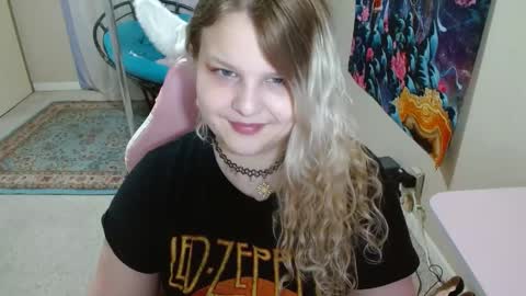 emily haze online show from 20, 2, 2025