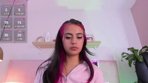 Emily Bank online show from 13, 12, 2024
