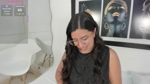 emilyy_cooperr online show from 9, 9, 2025