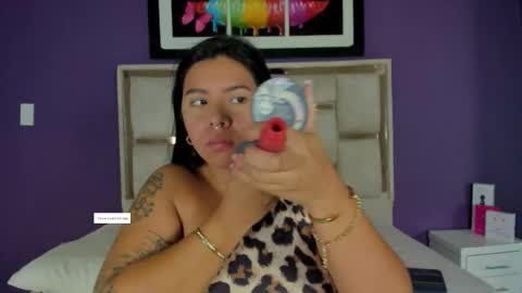 emilyy_cooperr online show from 27, 2, 2026