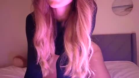 emilly online show from 1, 10, 2025