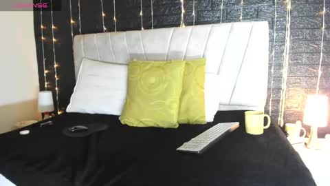 emilyy_sexy01 online show from 6, 12, 2024