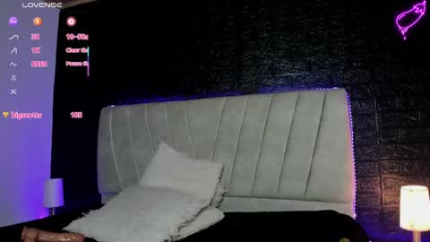 emilyy_sexy01 online show from 6, 3, 2025