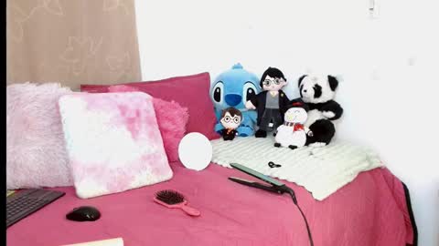 emilyzans07 online show from 26, 2, 2025