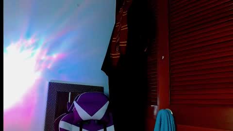 emilyzans07 online show from 7, 3, 2025