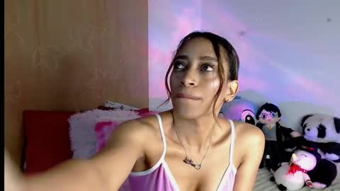 emilyzans07 online show from 11, 3, 2025