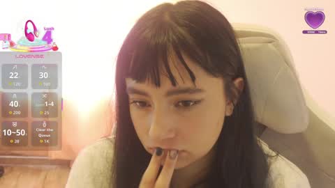 Snapshot of emitaa17228 chatting on 28, 3, 2026 emma online show from 28, 3, 2026